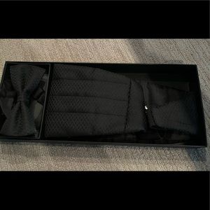 Joseph Abboud Black bow tie and cummerbund